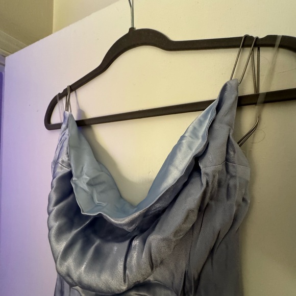 Light blue silk dress with chain straps - Picture 7 of 8